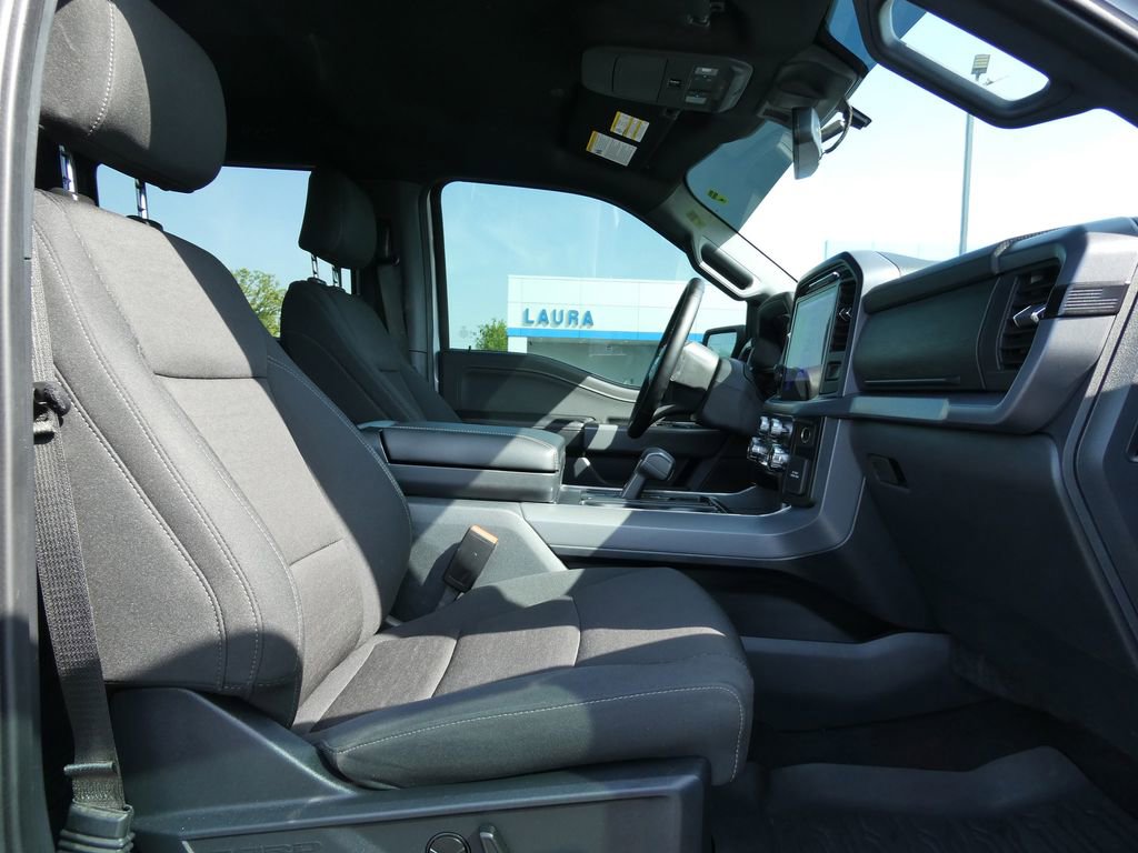 Used 2025 Ford F150 XLT w/ Equipment Group 302A MID AWD/4WD image 13