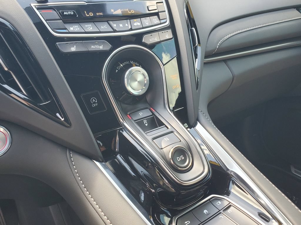 Used 2026 Acura RDX SH-AWD image 32