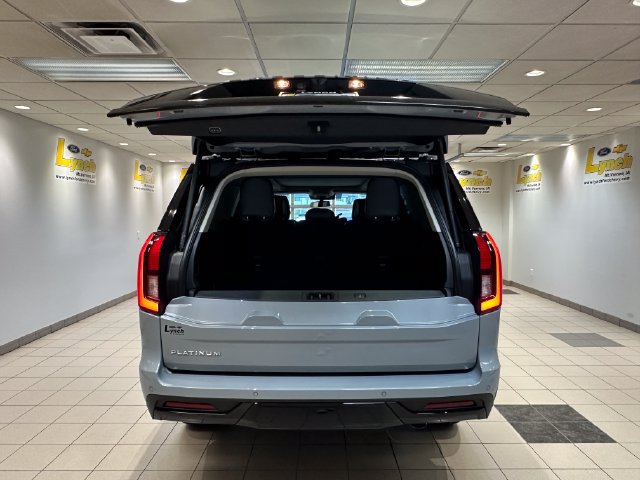 New 2027 Ford Expedition Platinum w/ Driver's Package AWD/4WD image 27
