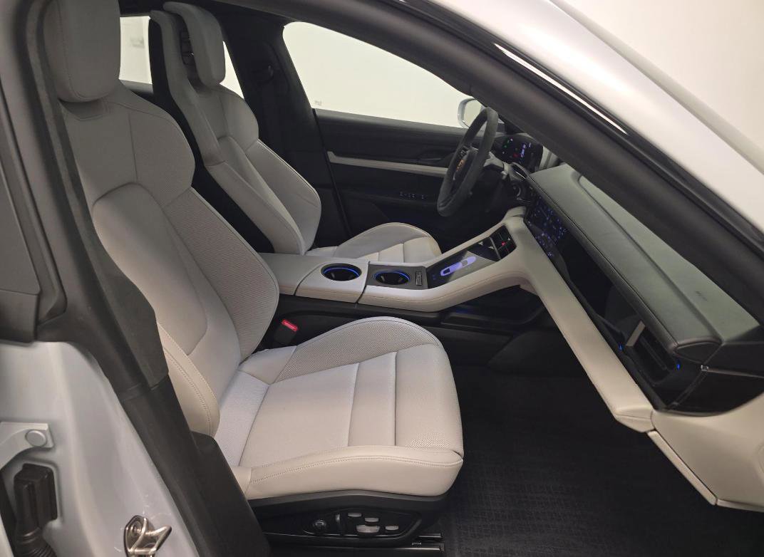 Used 2024 Porsche Taycan GTS w/ Premium Package (P6U) image 8