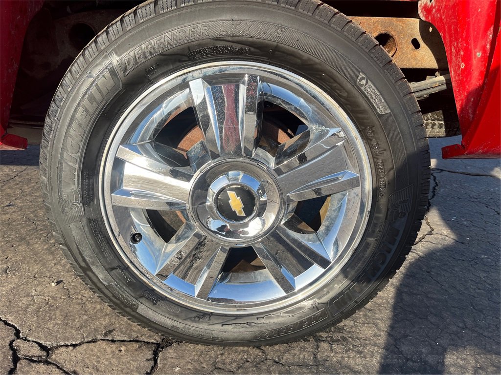 Used 2013 Chevrolet Silverado 1500 LT image 34