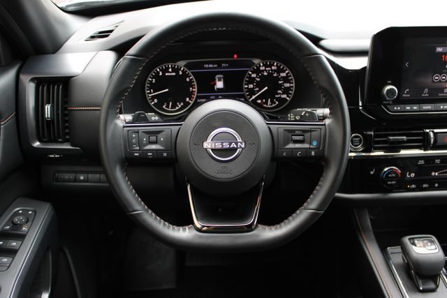 Used 2023 Nissan Pathfinder Rock Creek AWD/4WD image 18