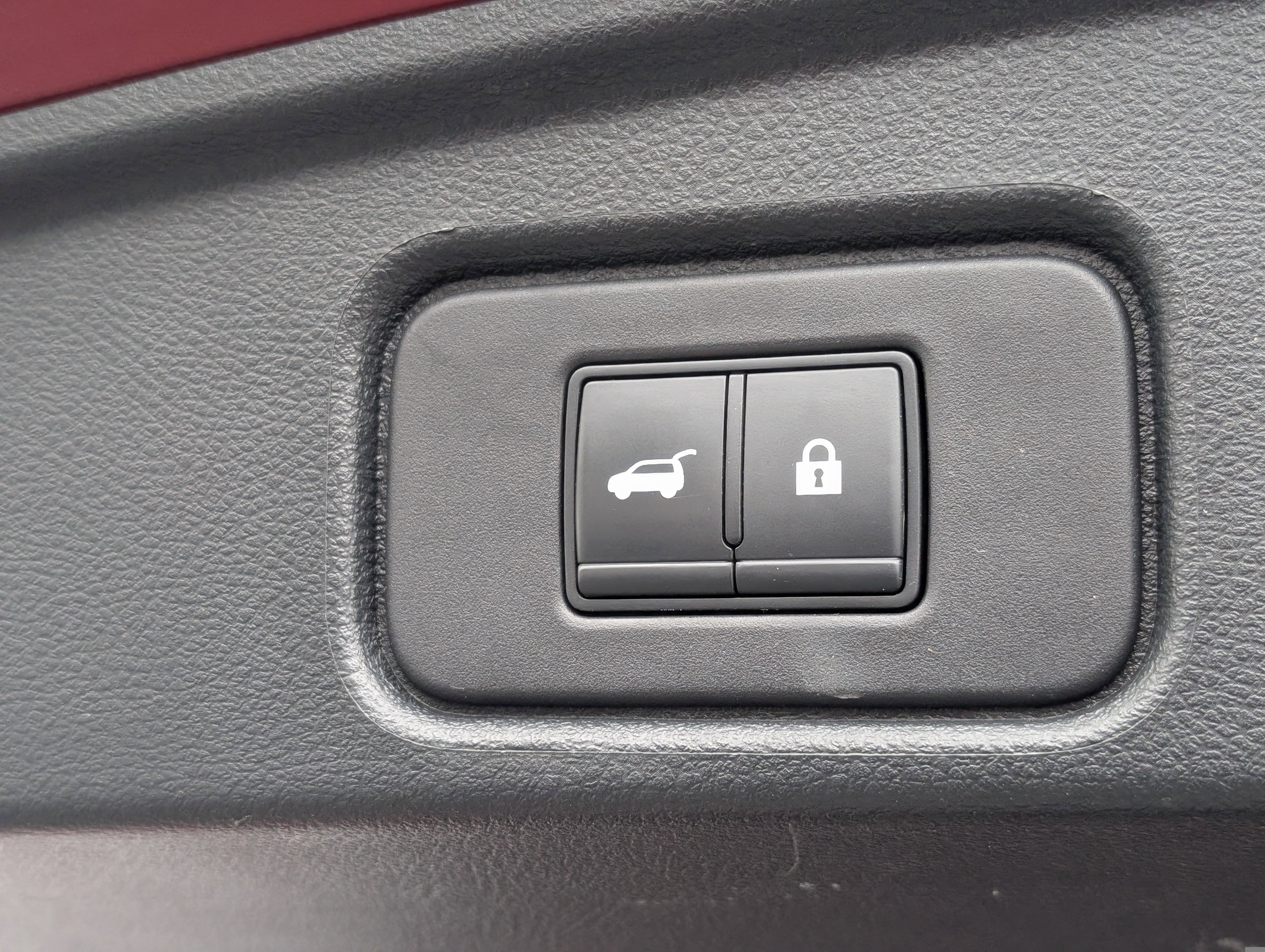 Used 2022 Nissan Pathfinder SL image 41