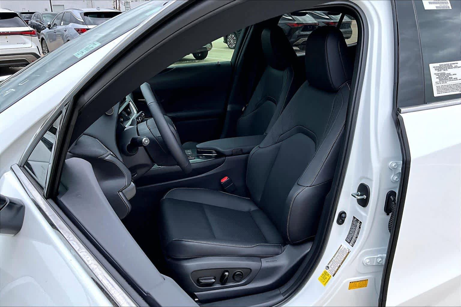 New 2026 Lexus UX 300h FWD image 9