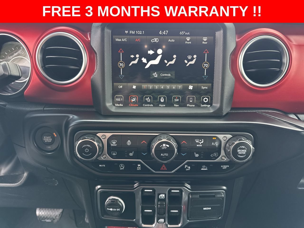 Used 2022 Jeep Wrangler Unlimited Rubicon w/ Cold Weather Group AWD/4WD image 20