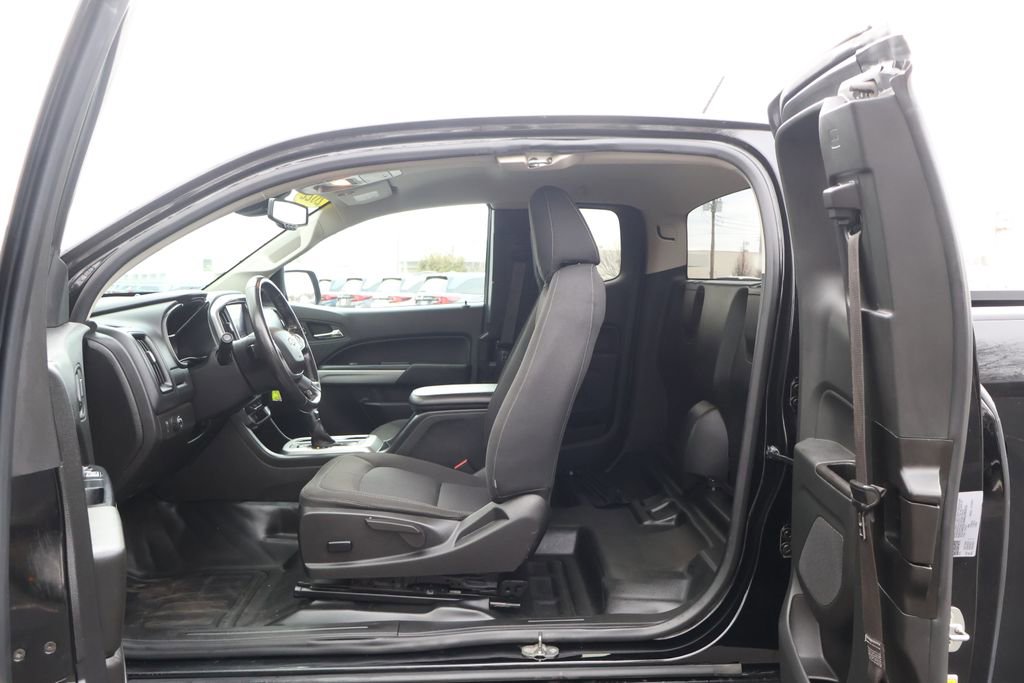 Certified 2022 Chevrolet Colorado LT w/ Fleet Safety Package image 40