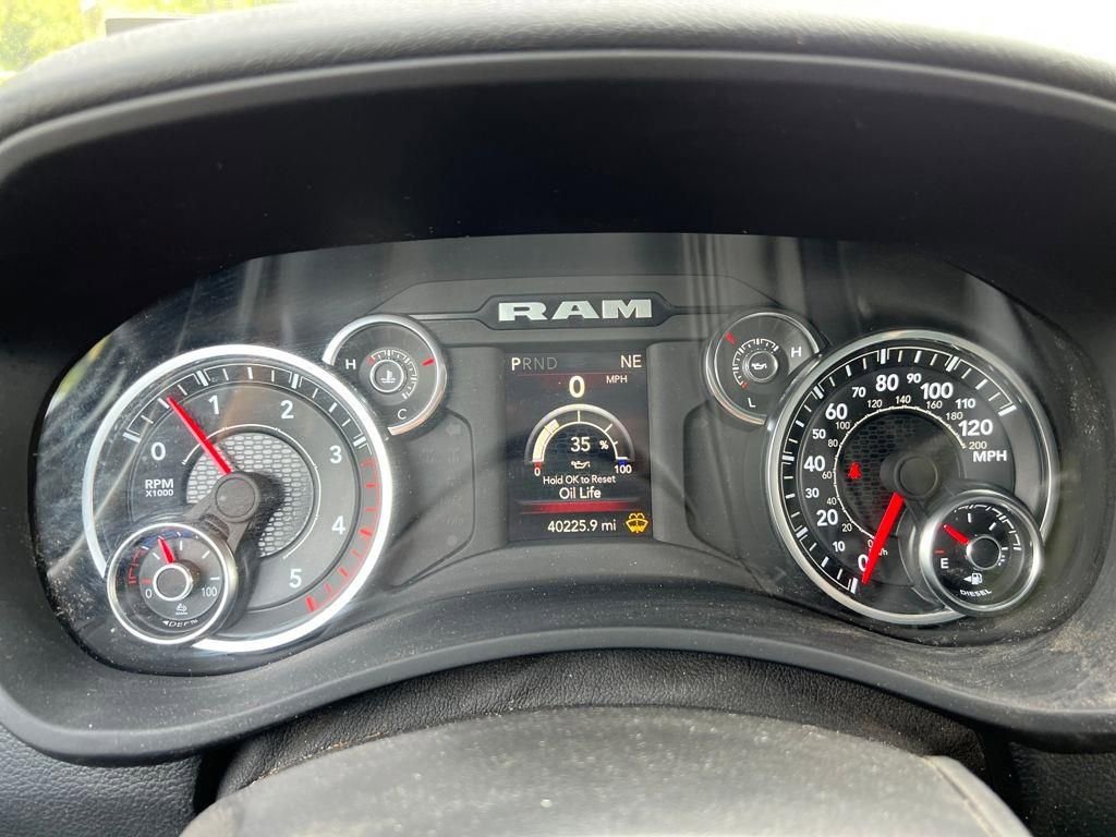 Used 2024 RAM 3500 Big Horn image 11