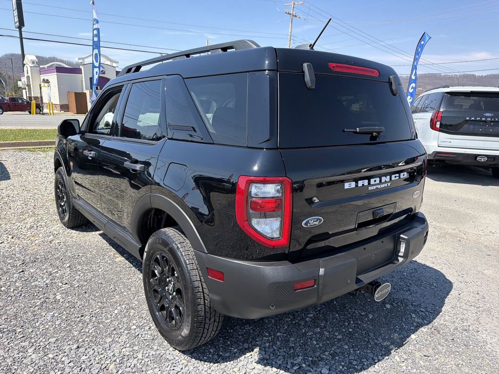 Used 2025 Ford Bronco Sport Badlands AWD/4WD image 8