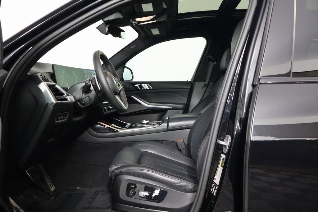Used 2024 BMW X7 xDrive40i w/ Executive Package AWD/4WD image 10