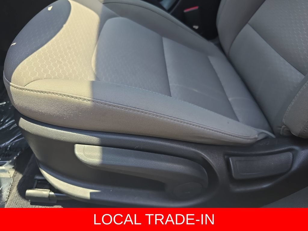 Used 2019 Hyundai Elantra SE FWD image 28