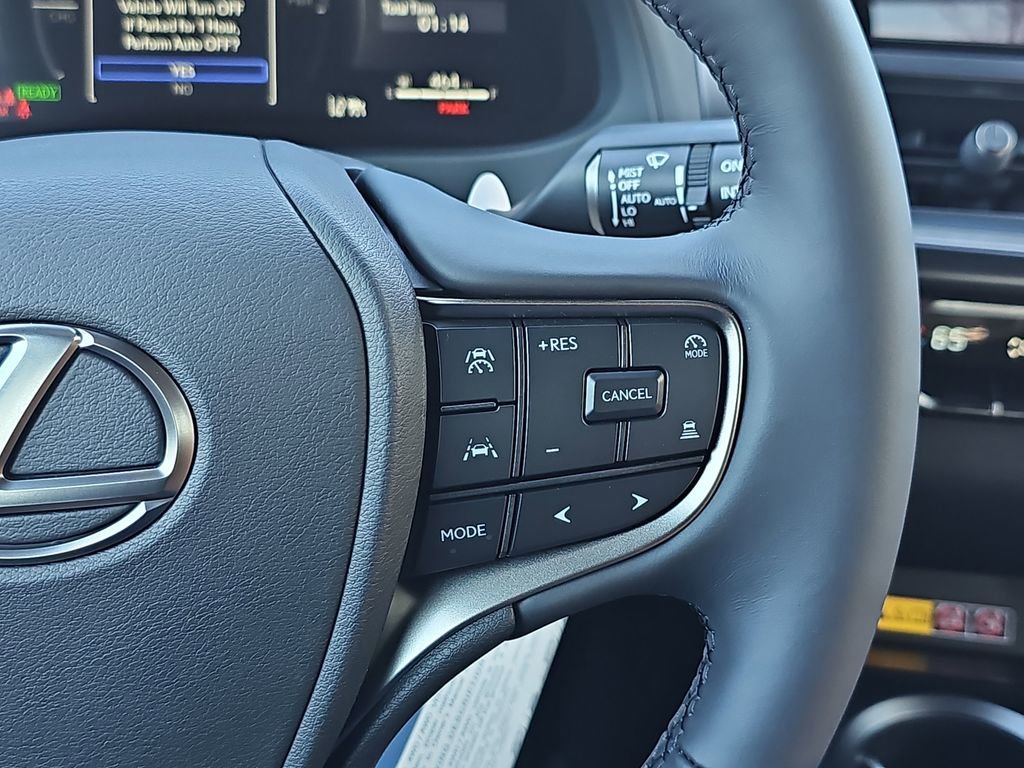 New 2026 Lexus UX 300h AWD image 18