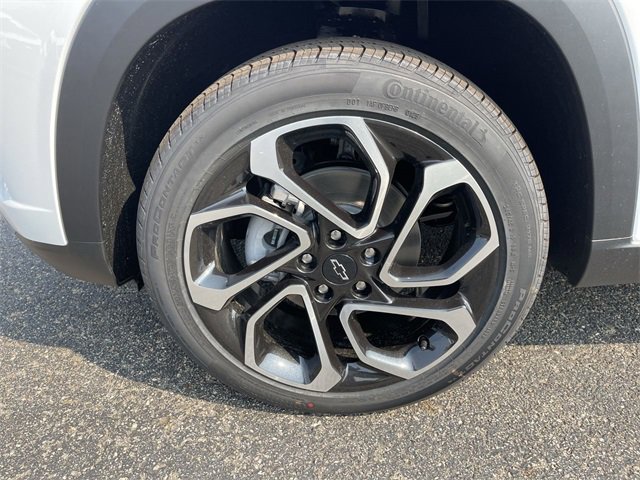 New 2025 Chevrolet Trax RS w/ Sunroof Package image 10
