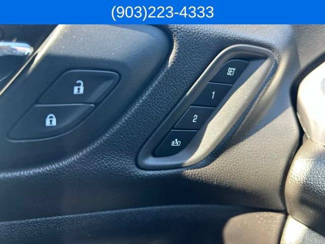 Used 2023 GMC Acadia AT4 w/ Technology Package AWD/4WD image 19