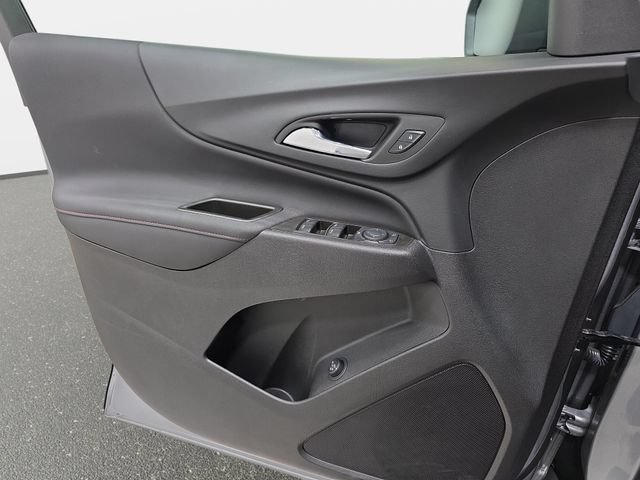 Used 2023 Chevrolet Equinox RS FWD image 27