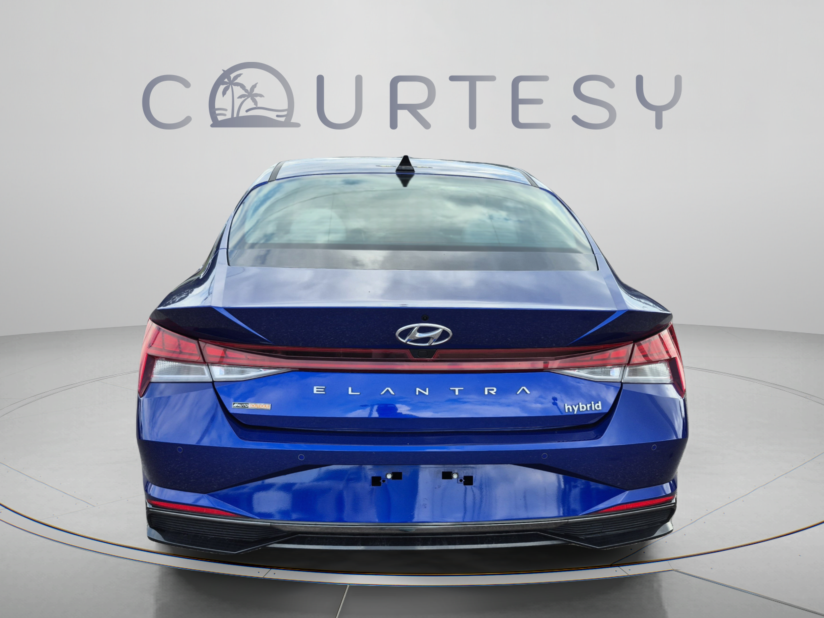 Used 2023 Hyundai Elantra Limited FWD image 4
