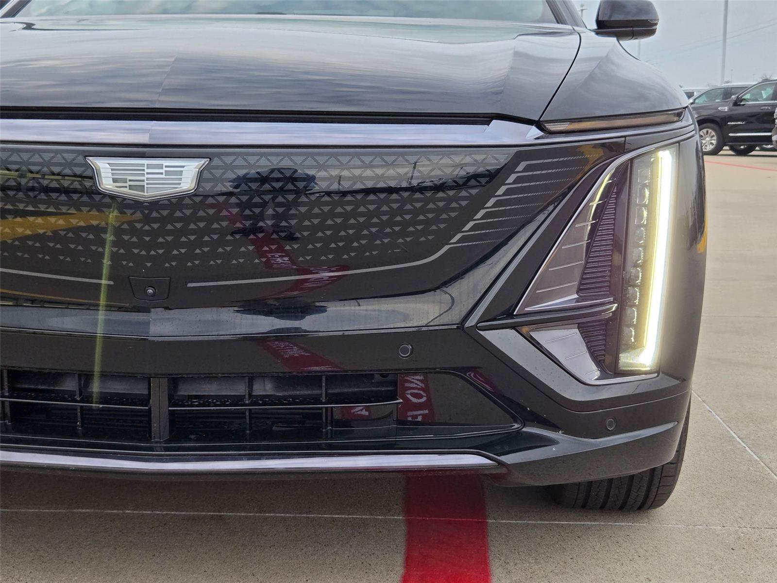 New 2026 Cadillac Lyriq Premium Luxury AWD/4WD image 6
