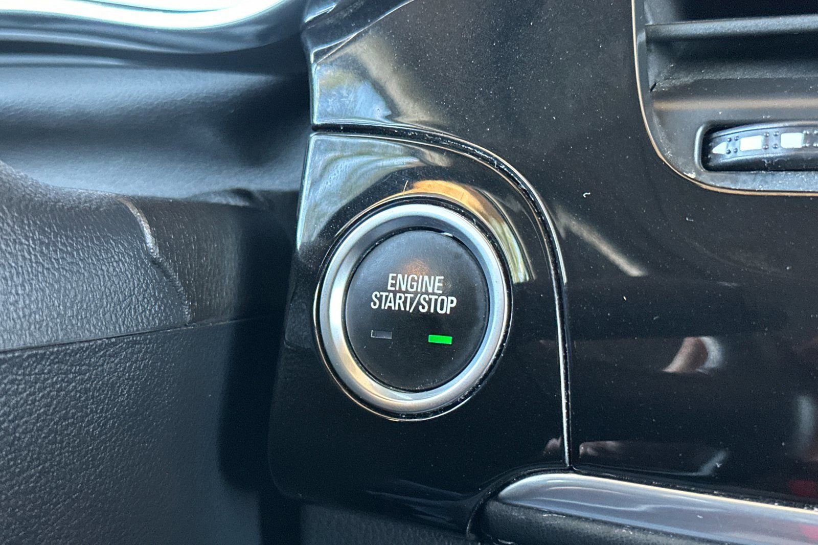 Certified 2021 Buick Encore Preferred FWD image 23