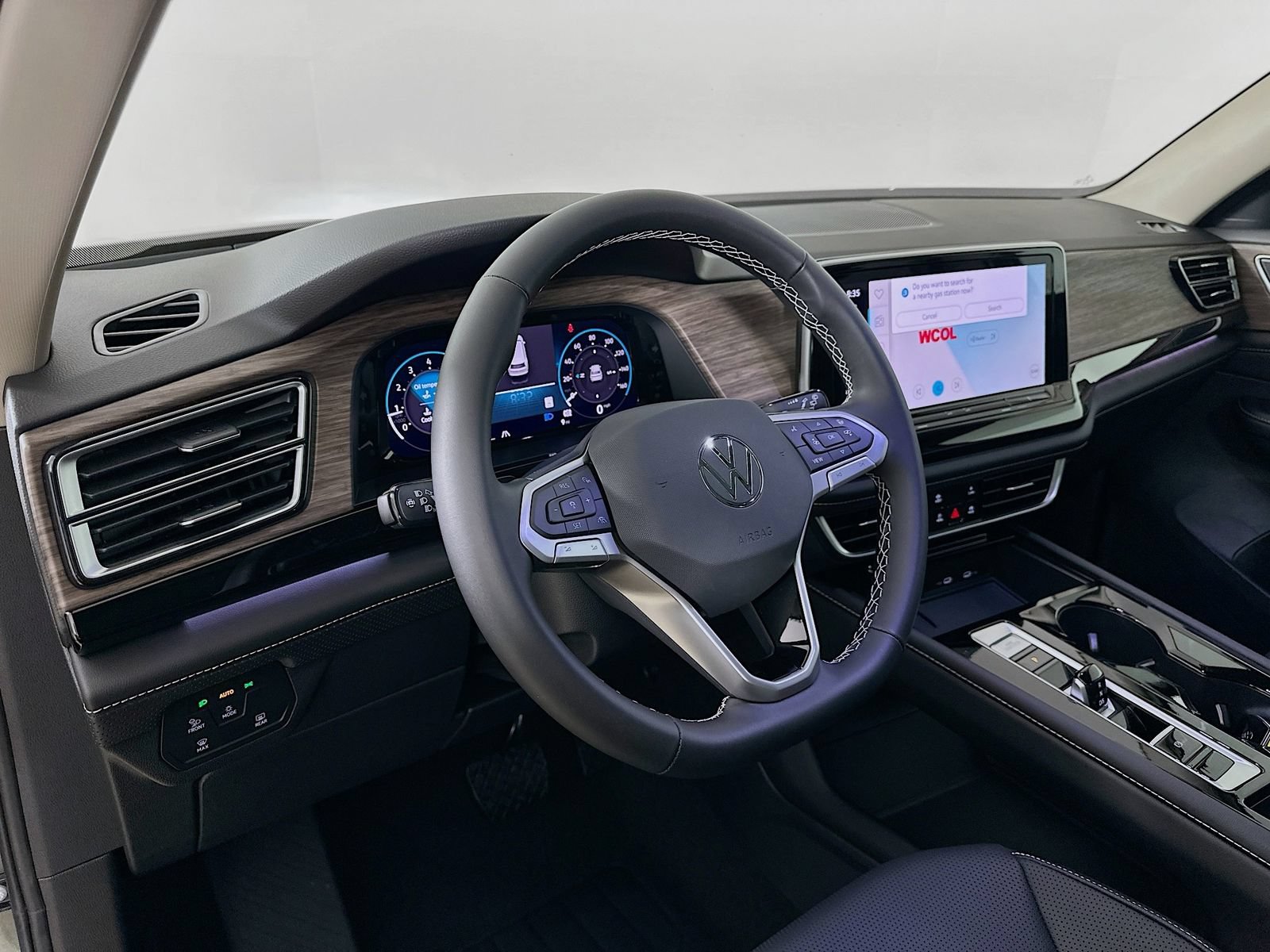 New 2026 Volkswagen Atlas SEL AWD/4WD image 32
