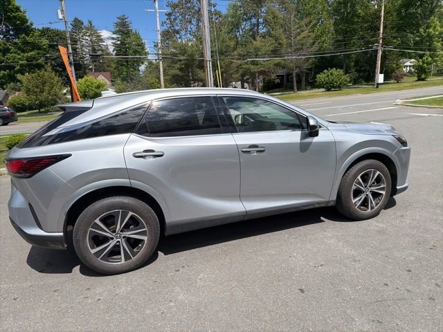 Used 2023 Lexus RX 350h w/ Accessory Package (2T) AWD/4WD image 14