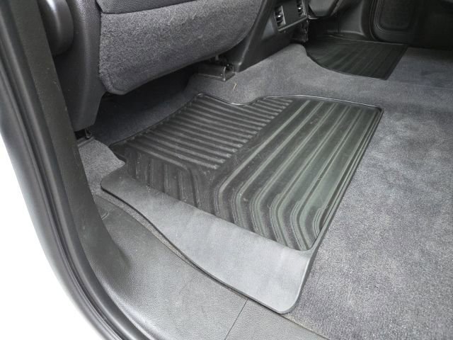 Used 2020 Chevrolet Silverado 1500 Custom w/ Custom Value Package image 14