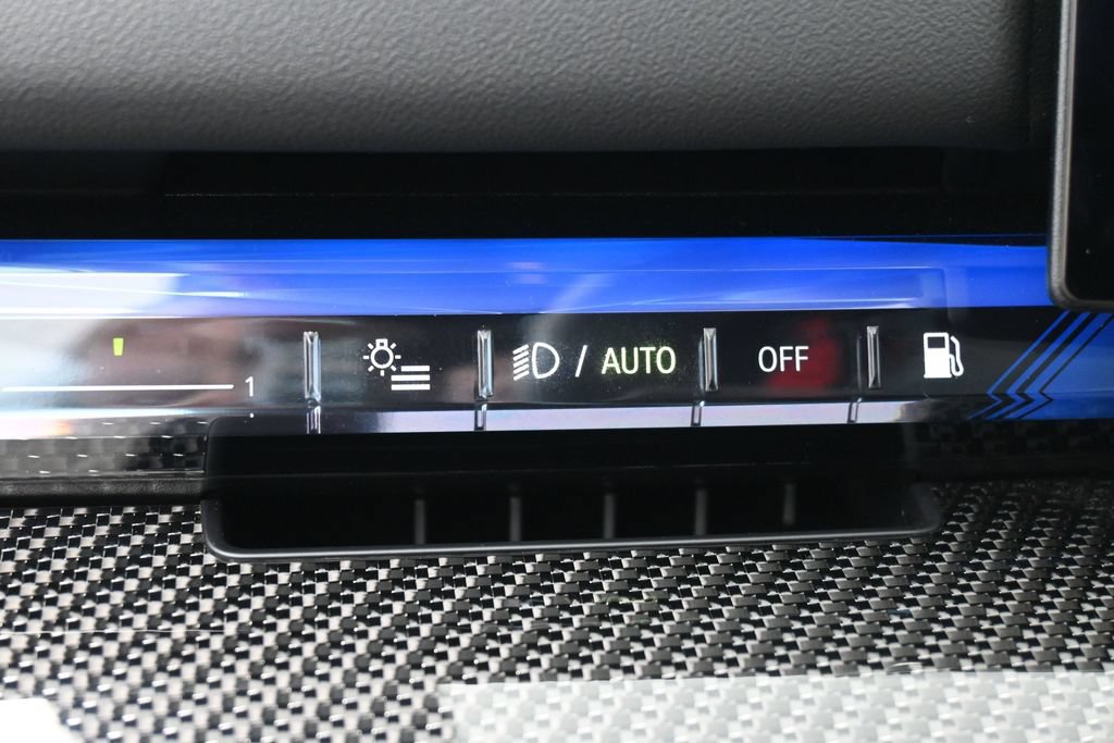 Used 2025 BMW M5 w/ Carbon Package AWD/4WD image 20