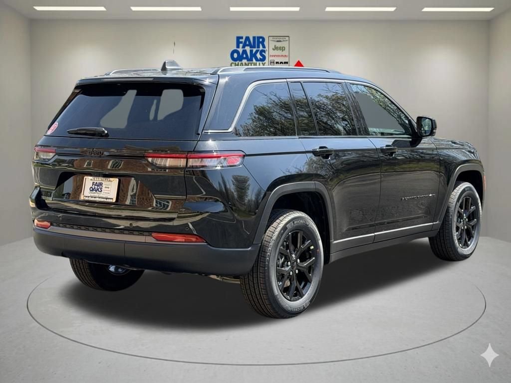 New 2026 Jeep Grand Cherokee Altitude AWD/4WD image 6
