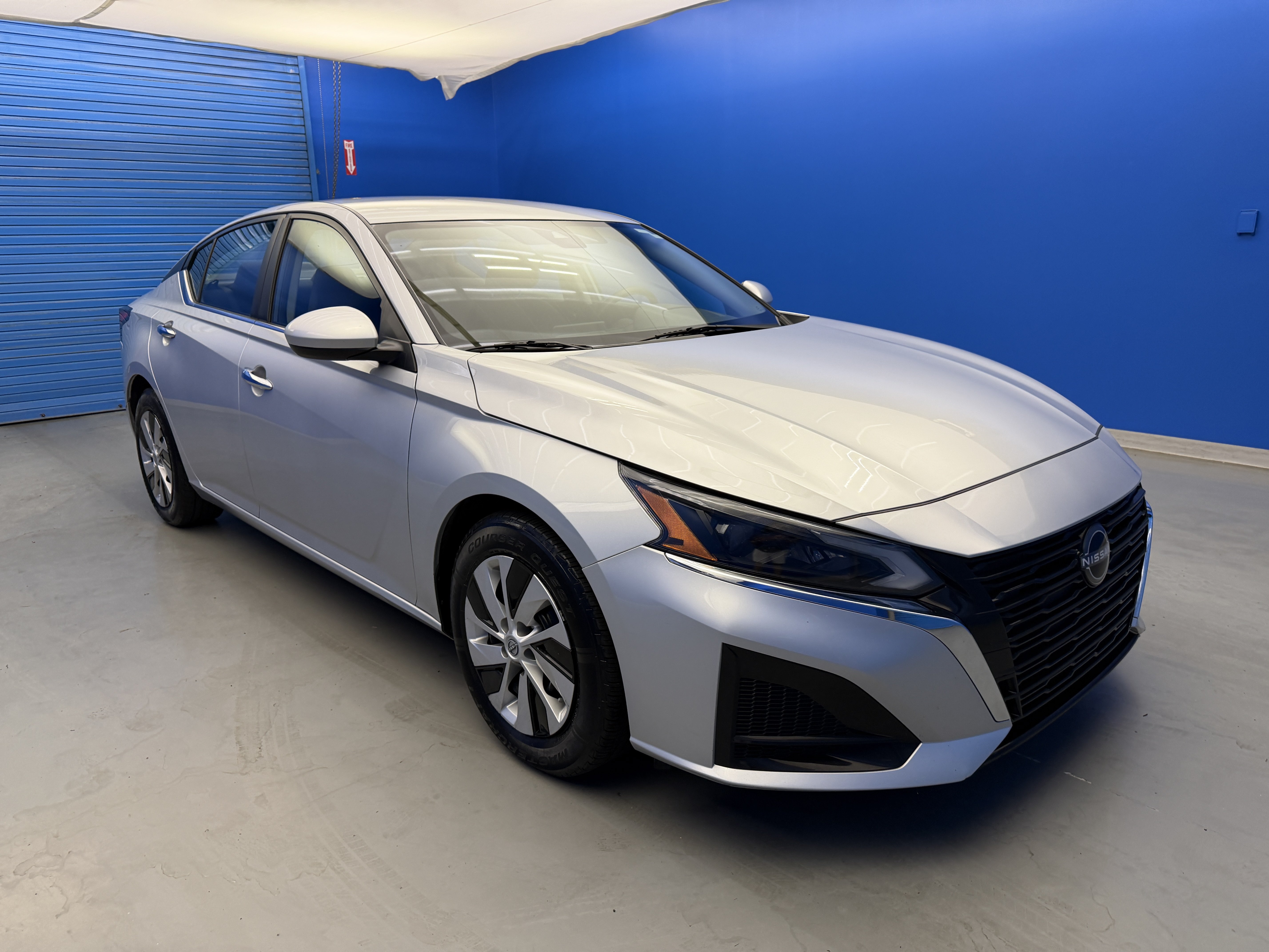 Used 2023 Nissan Altima 2.5 S FWD image 2