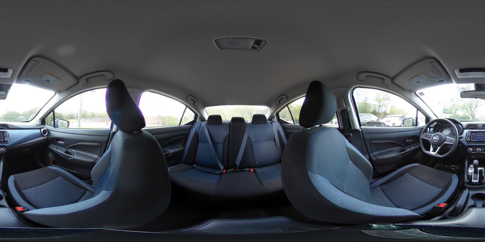 Used 2025 Nissan Versa SV image 38