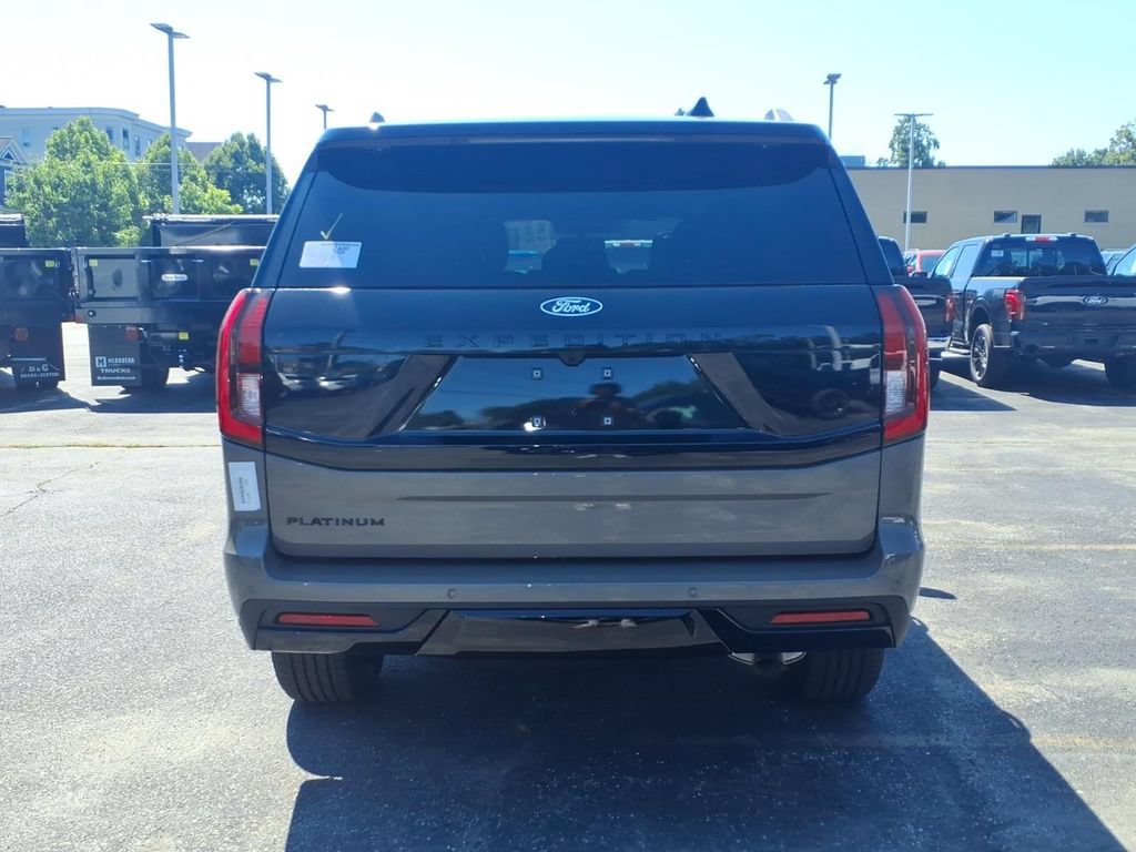 New 2027 Ford Expedition Platinum w/ Stealth Performance Package AWD/4WD image 6