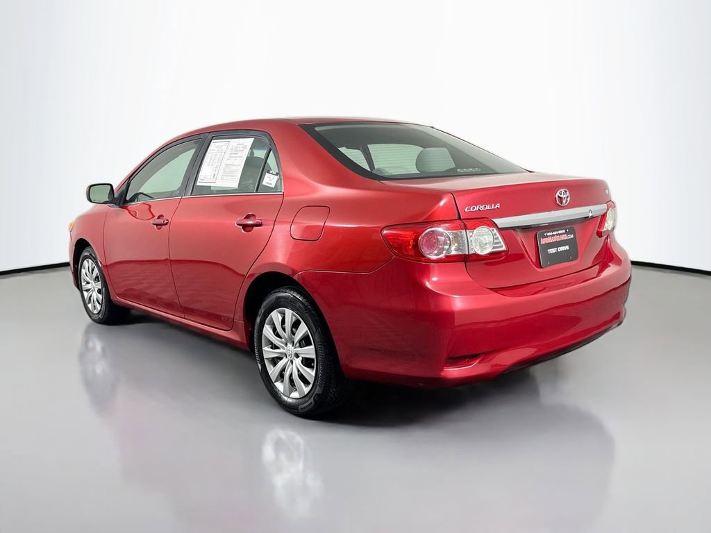 Used 2013 Toyota Corolla LE image 7