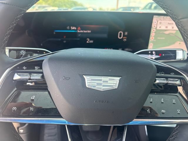 Used 2025 Cadillac Lyriq Luxury w/ LPO, Floor Liner Package AWD/4WD image 10