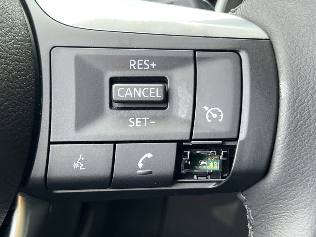 Used 2025 INFINITI QX60 Pure w/ Cargo Package FWD image 22