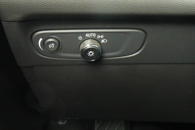 Used 2023 Buick Envision Preferred FWD image 20