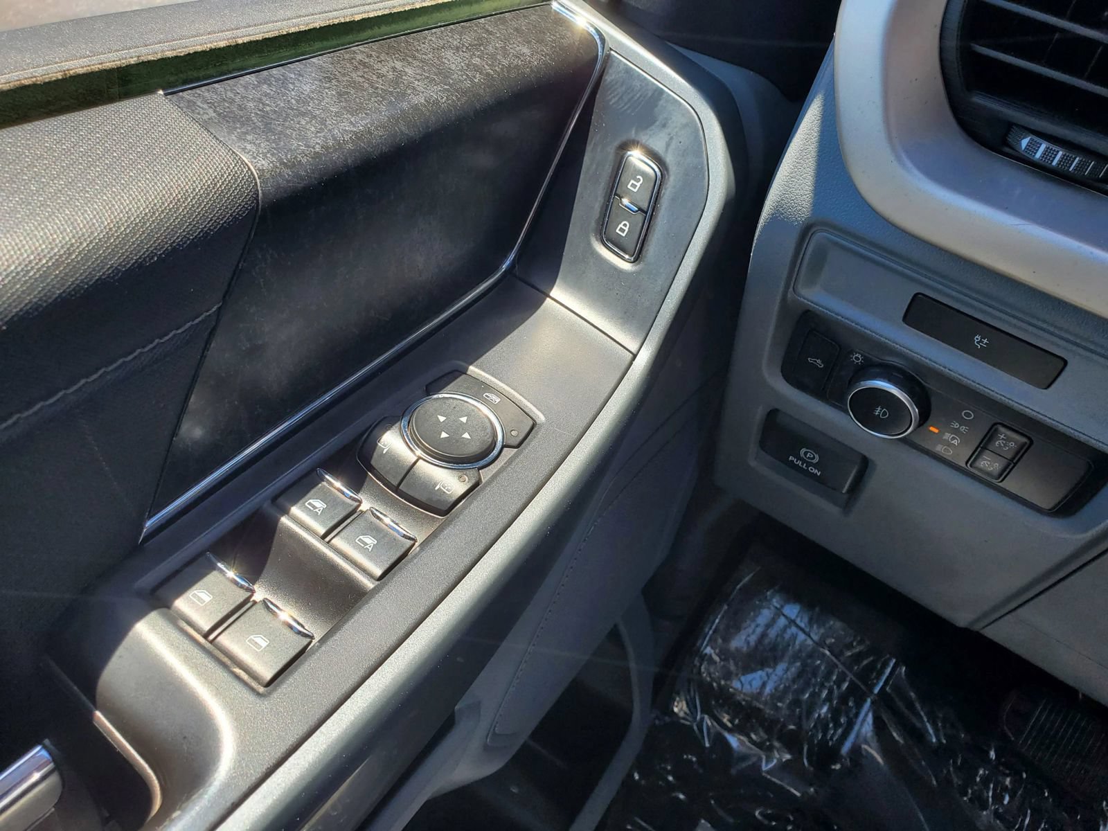 Used 2021 Ford F150 XLT w/ Equipment Group 301A Mid AWD/4WD image 19