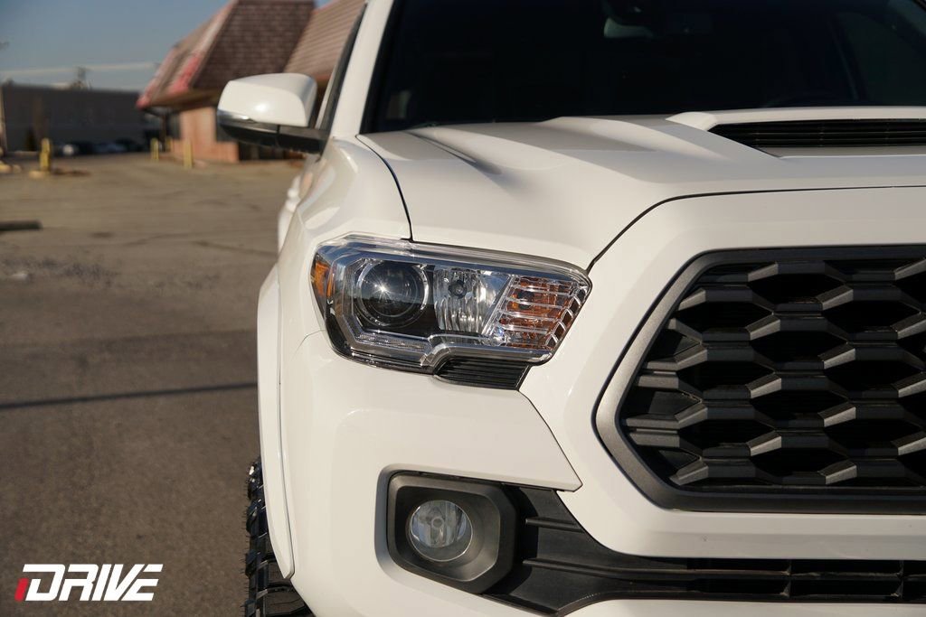 Used 2021 Toyota Tacoma TRD Sport w/ Advanced Technology Package image 4