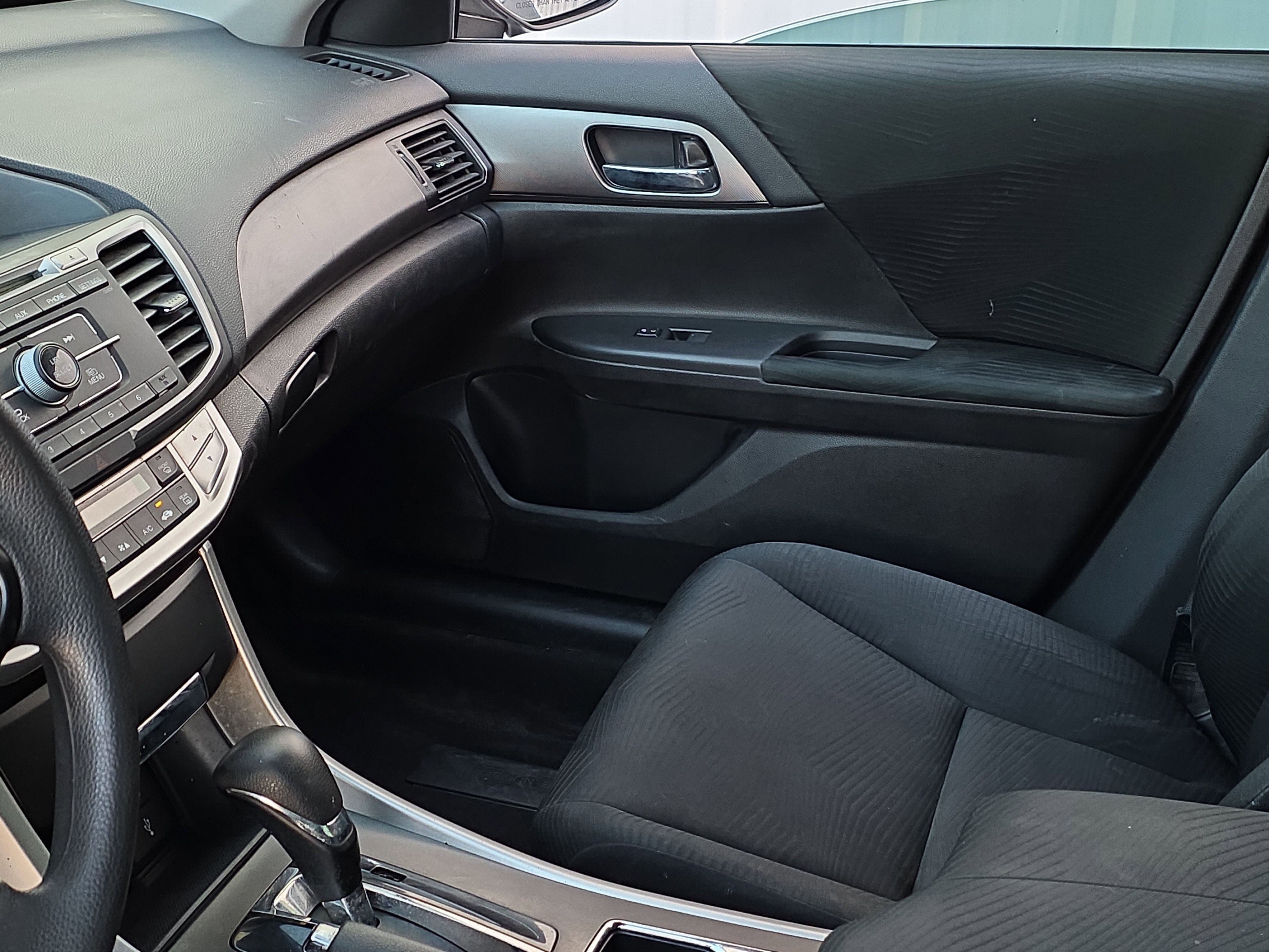 Used 2014 Honda Accord LX image 23