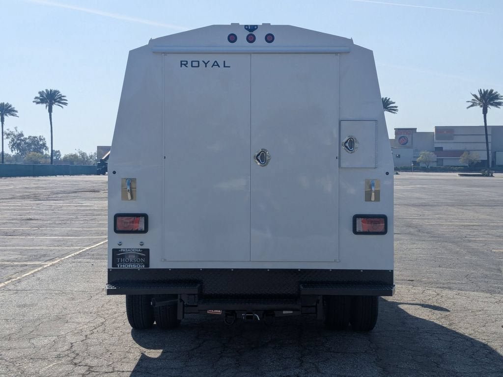 New 2026 GMC Savana 3500 w/ Power Convenience Package RWD image 8