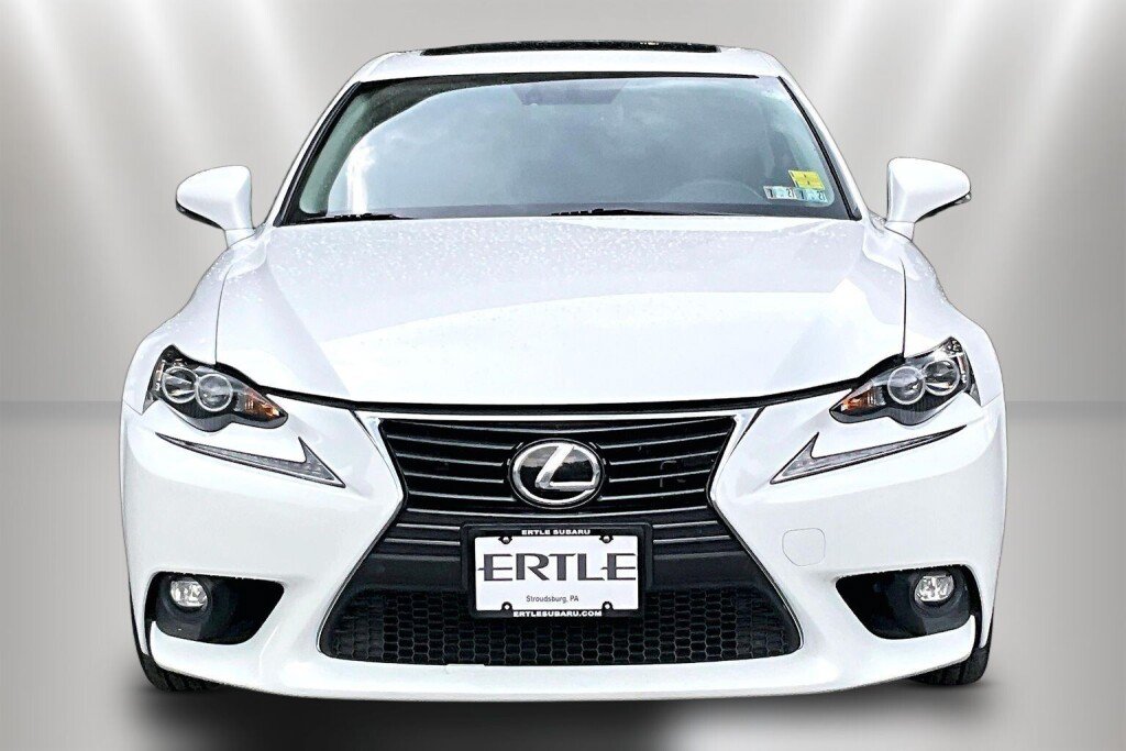 Used 2015 Lexus IS 350 AWD w/ Luxury Package image 2