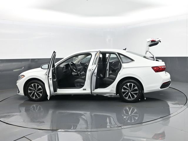Used 2025 Volkswagen Jetta S FWD image 28