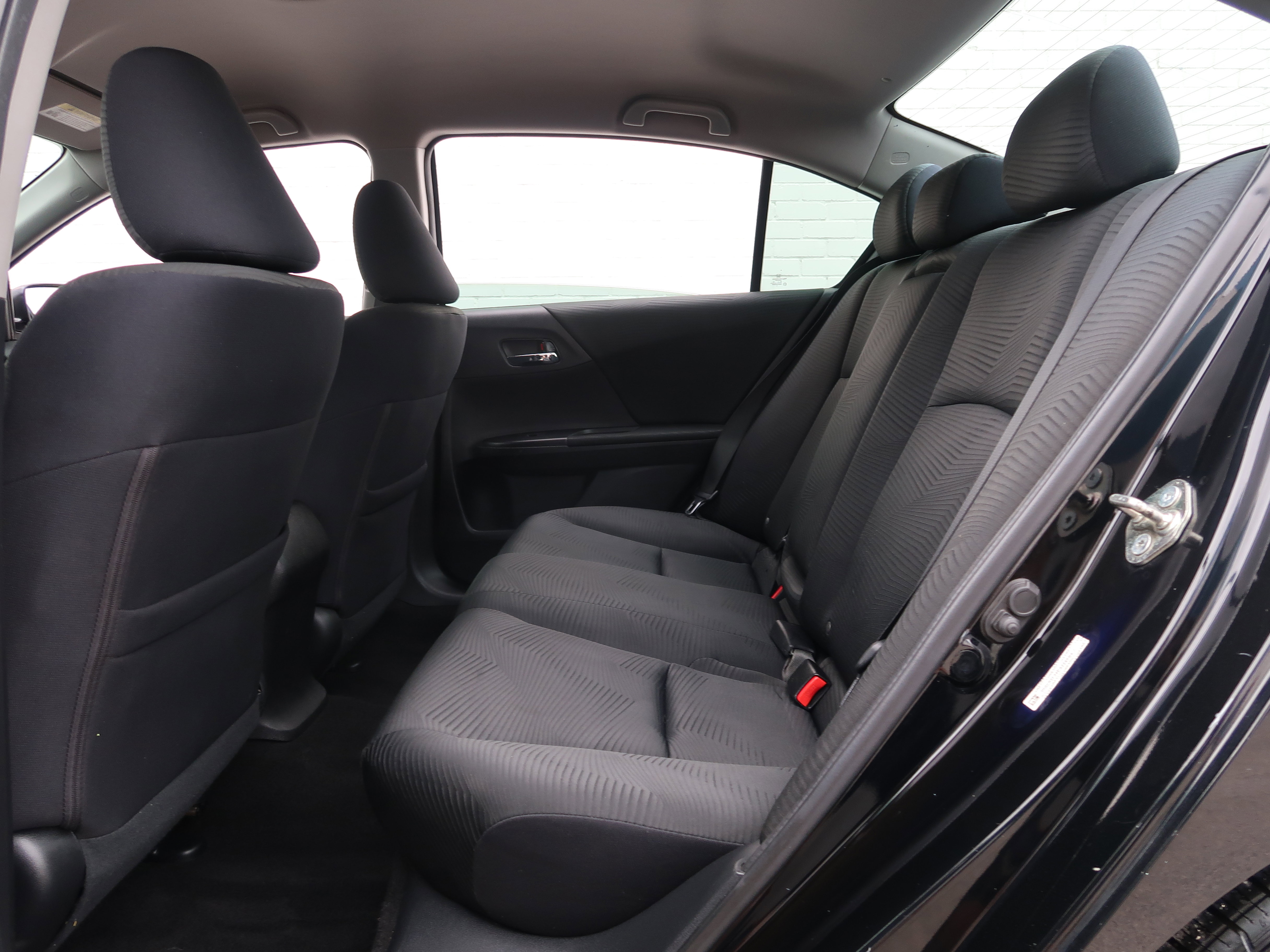 Used 2014 Honda Accord LX image 32