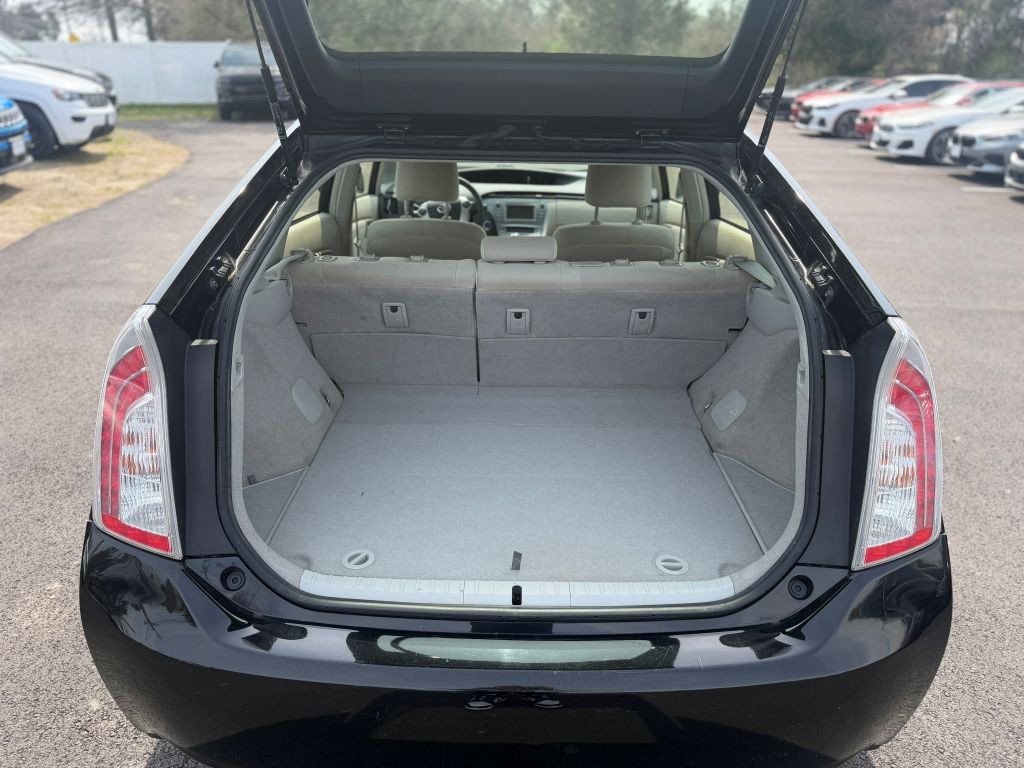 Used 2015 Toyota Prius Three FWD image 3