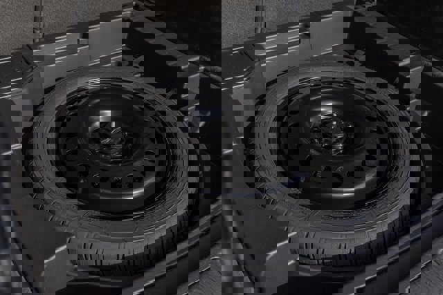 Certified 2025 Buick Envision Sport Touring image 24