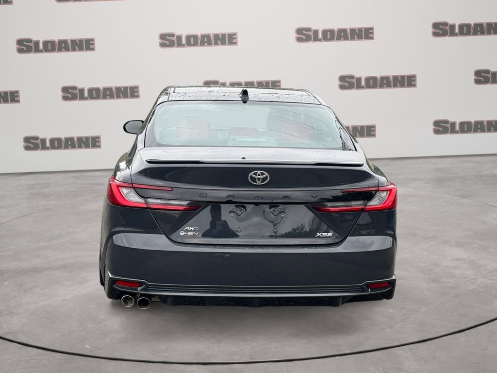 Used 2025 Toyota Camry XSE AWD/4WD image 4