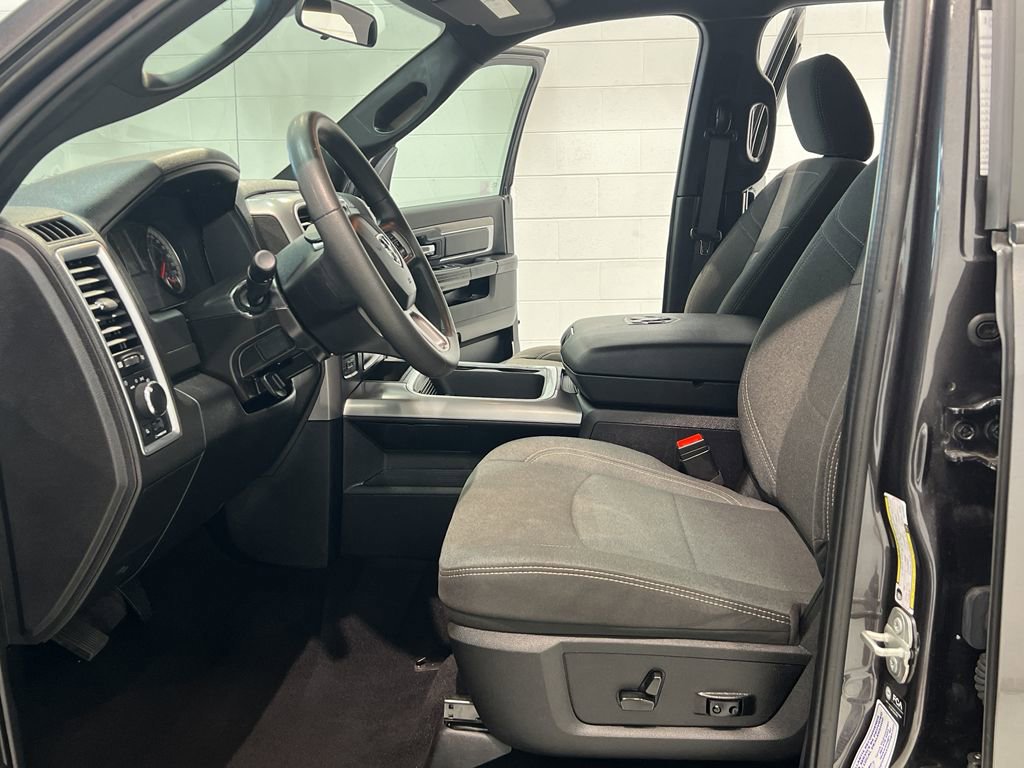 Used 2023 RAM 1500 Classic Warlock image 12