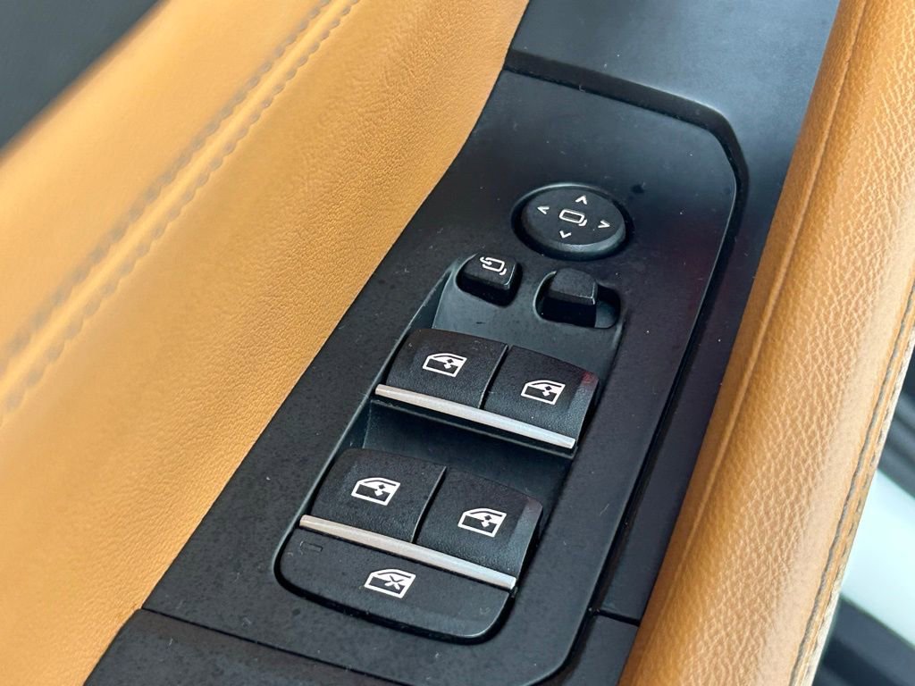 Used 2020 BMW X6 xDrive40i w/ Convenience Package image 41