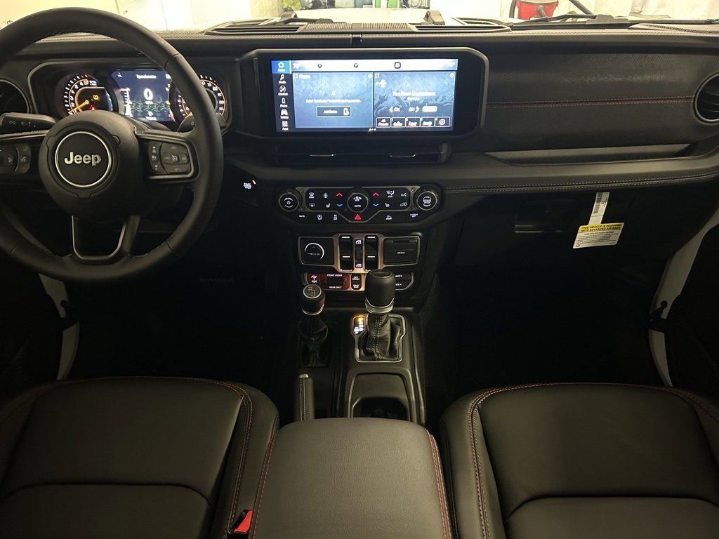 New 2025 Jeep Gladiator Rubicon w/ Convenience Group image 12