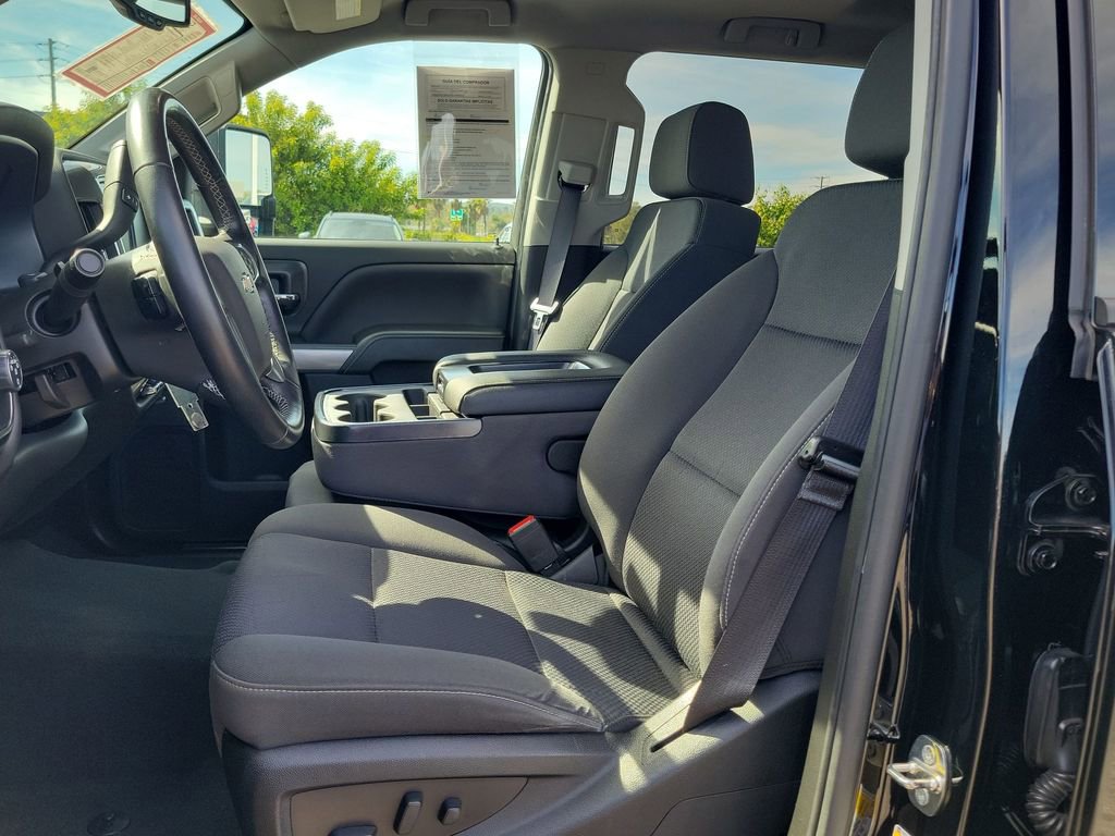 Used 2019 Chevrolet Silverado 2500 LT w/ Midnight Edition image 17