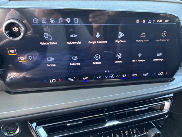 New 2027 Chevrolet Traverse LT w/ Driver Confidence Package FWD image 29