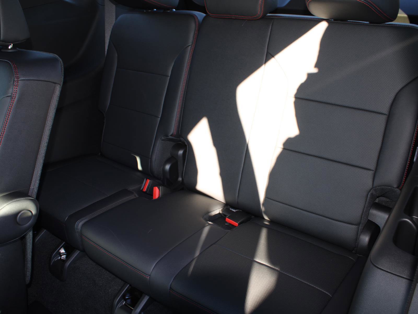 New 2026 Chevrolet Traverse RS image 16