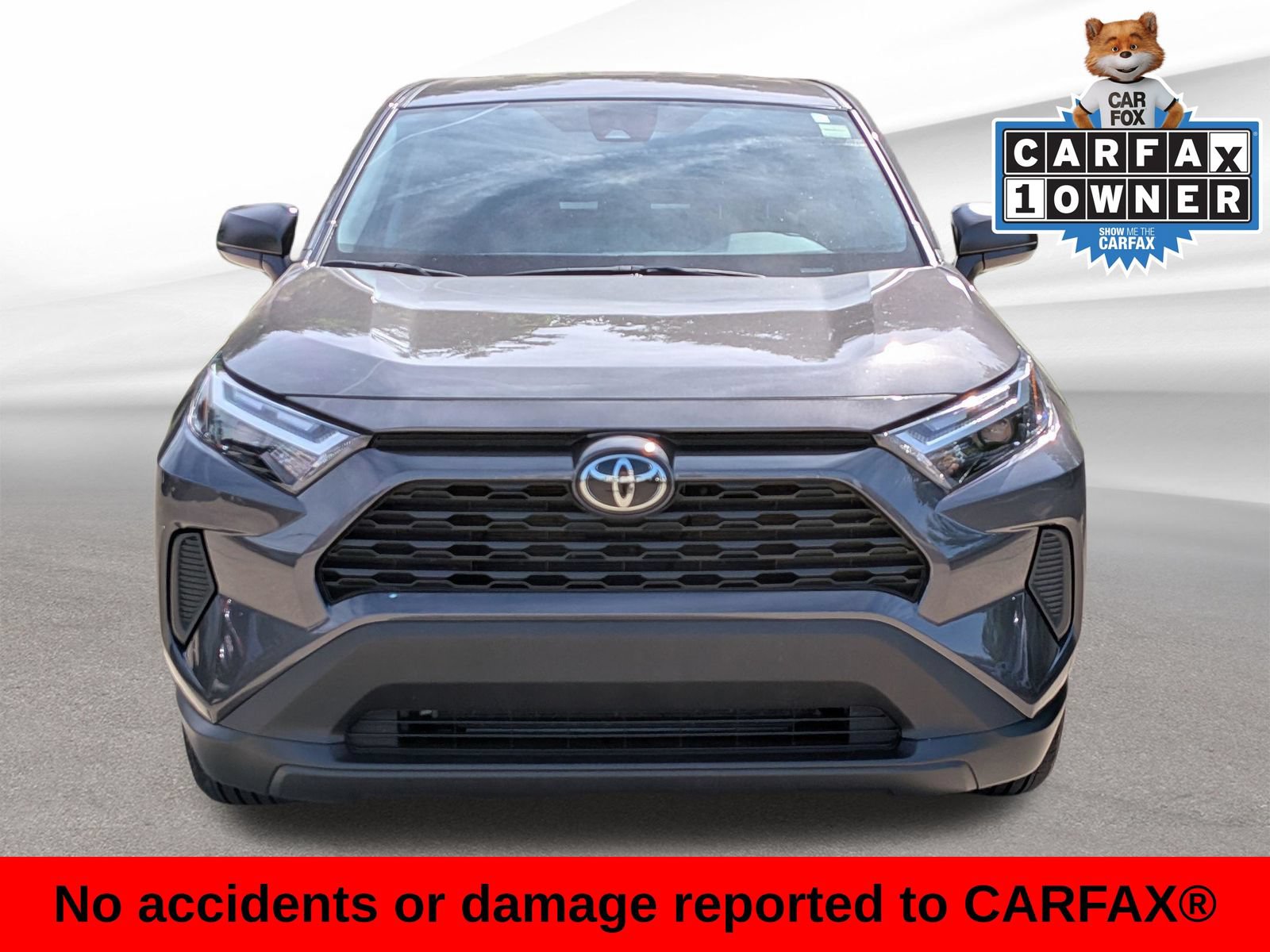 Used 2024 Toyota RAV4 LE AWD/4WD image 3